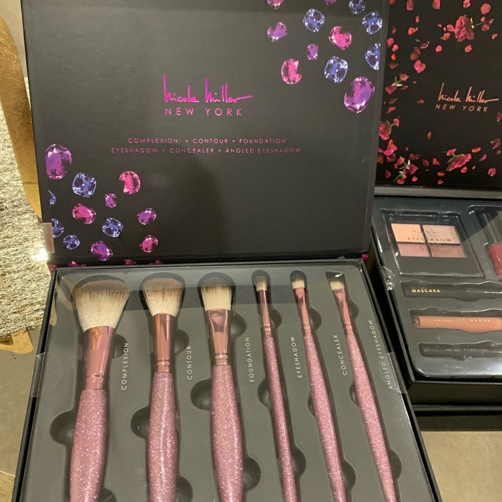 🎉Final Deal🎉Nicole Miller bundle 🎁 - Picture 2 of 8